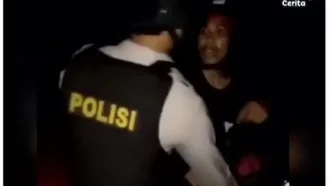 Apa Coba Kamu Jangan Pakai Senjata Buang