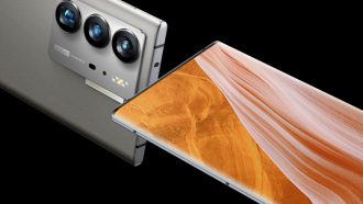 ZTE Axon 40 Ultra Space Edition